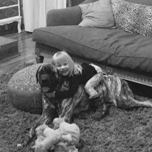 Meet your Posher, Izzy